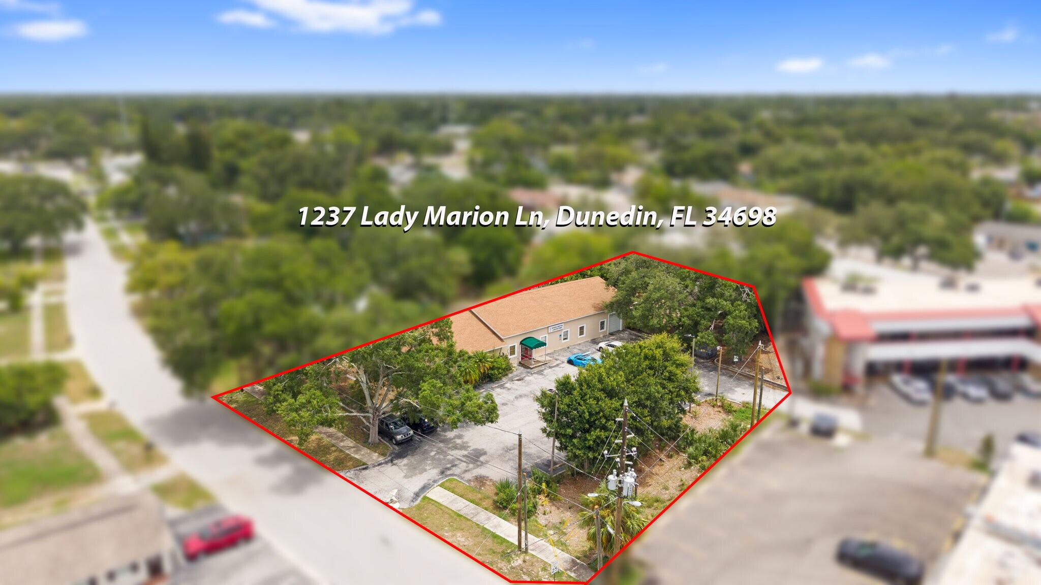 1237 Lady Marion Ln, Dunedin, FL à louer Photo de l’immeuble– Image 1 sur 15