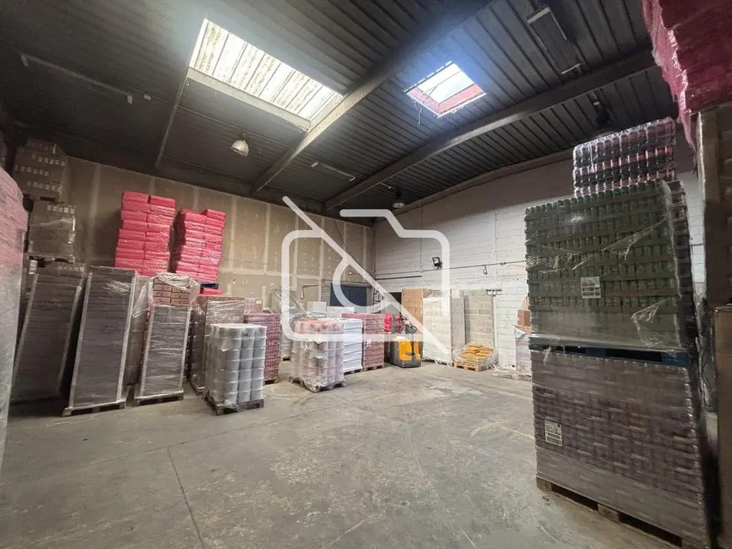 Industriel/Logistique dans Sarcelles à vendre Photo de l’immeuble– Image 1 sur 10