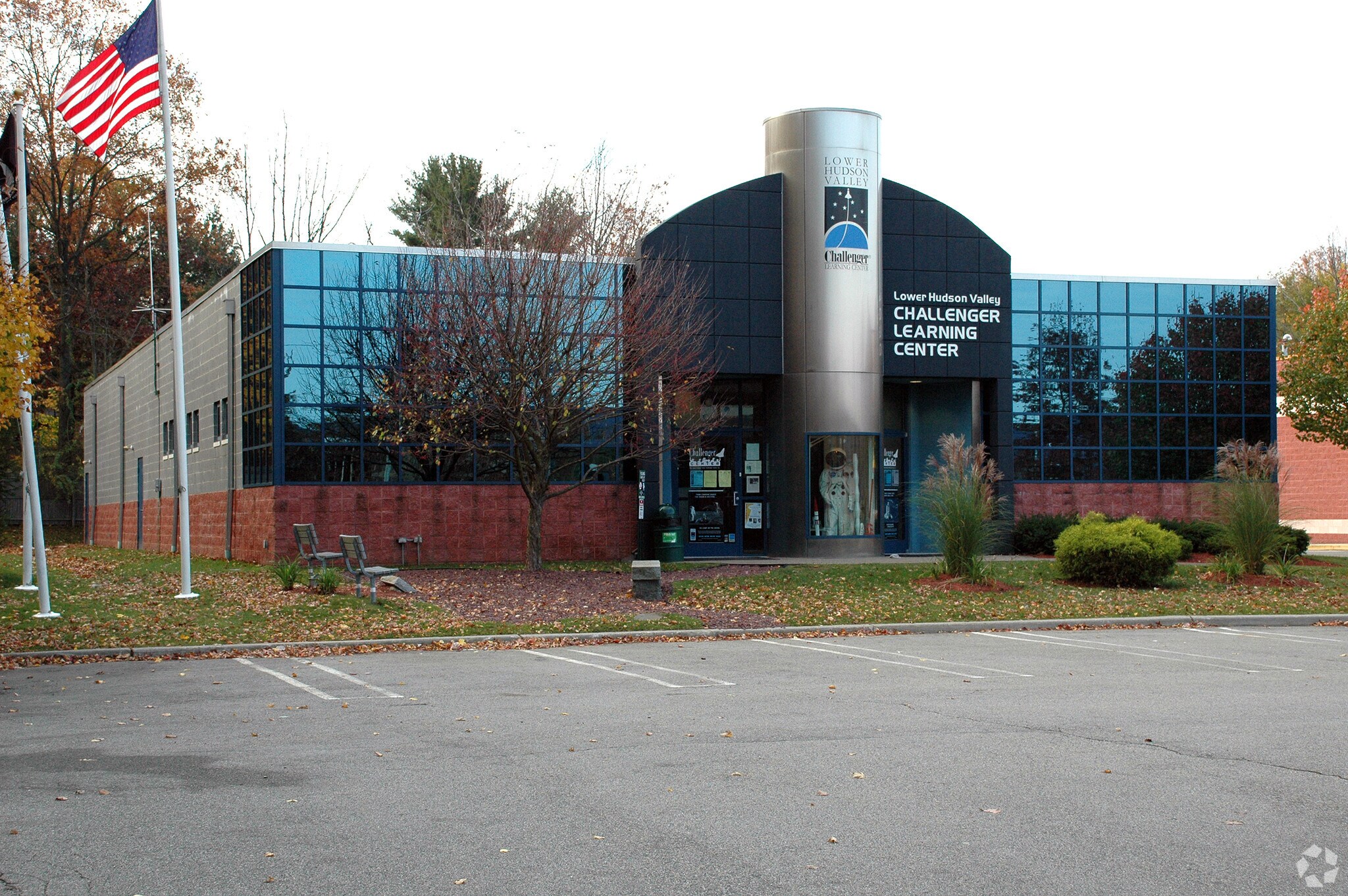 225 Route 59, Airmont, NY à louer Photo principale– Image 1 sur 5