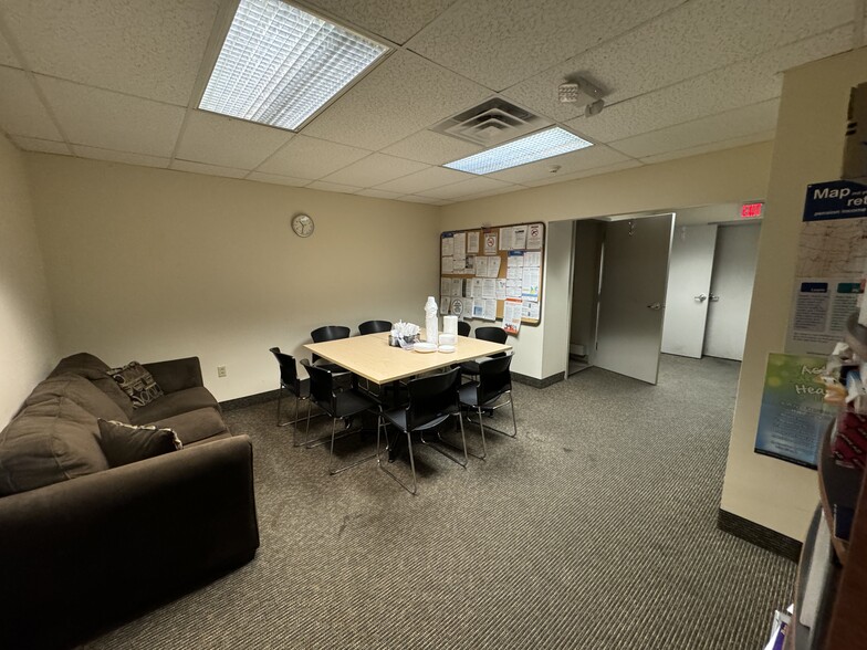 1604 Kansas Ave, Lorain, OH à vendre - Photo intérieure – Image 3 sur 8