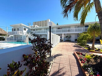 Plus de détails pour 831 N Ocean Blvd, Pompano Beach, FL - Hôtellerie à vendre