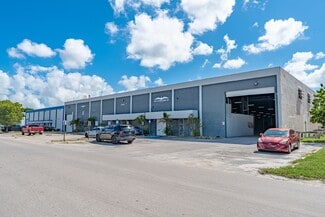 Plus de détails pour 13185 NW 47th Ave, Opa-locka, FL - Industriel/Logistique à louer