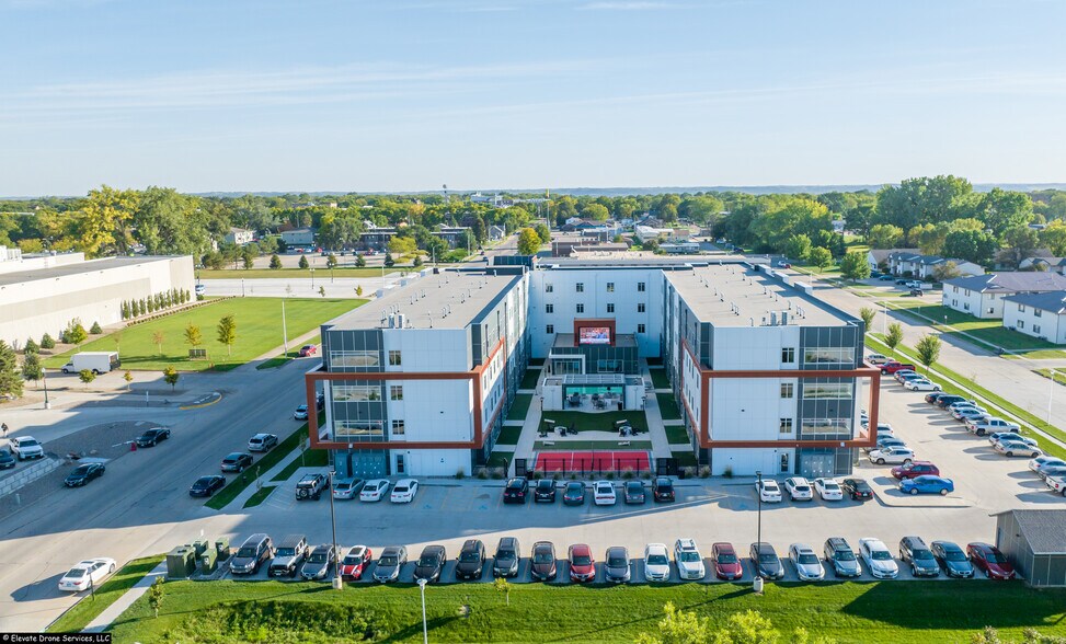 1000 N Dakota St, Vermillion, SD à vendre - Aérien – Image 2 sur 17