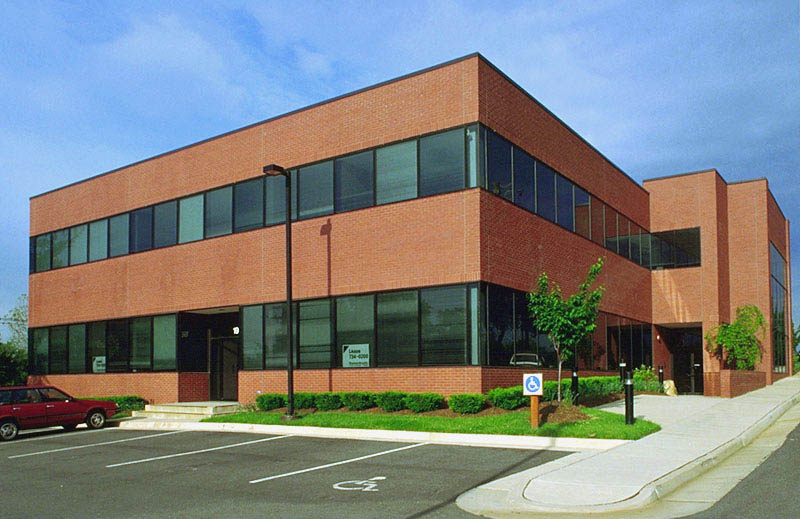 1985 Isaac Newton Sq, Reston, VA à louer Photo de l’immeuble– Image 1 sur 6