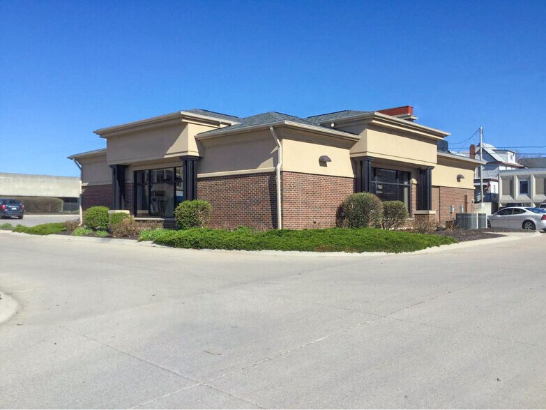 200 N 6th St, Beatrice, NE à vendre - Photo de l’immeuble – Image 1 sur 13