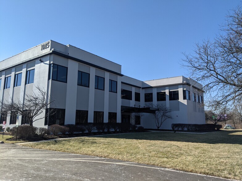1015 Virginia Dr, Fort Washington, PA à louer - Photo de l’immeuble – Image 2 sur 3