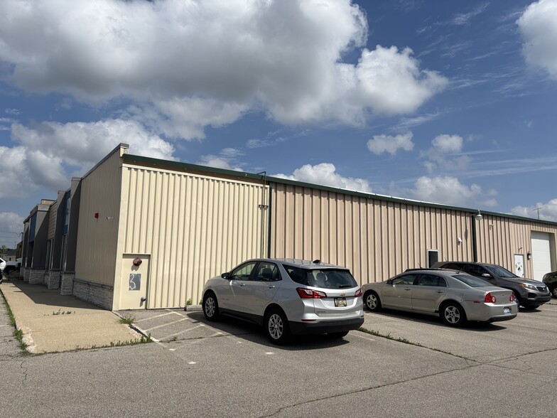 1160 E Napier Ave, Benton Harbor, MI à vendre - Photo de l’immeuble – Image 3 sur 6