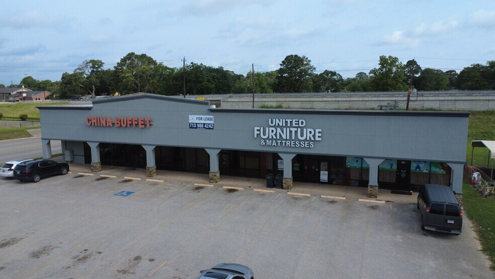 230 Moody Rd, Sealy, TX à louer - Photo de l’immeuble – Image 1 sur 10