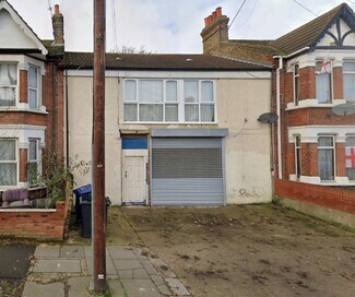 Plus de détails pour 110 West End Rd, Southall - Industriel/Logistique à louer