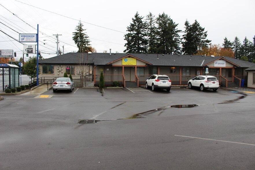 12208-12222 SE Market St, Portland, OR à louer - Photo de l’immeuble – Image 3 sur 36