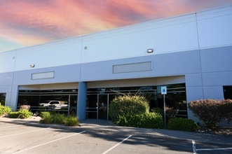 50 E Greg St, Sparks, NV à louer Photo intérieure– Image 2 sur 3