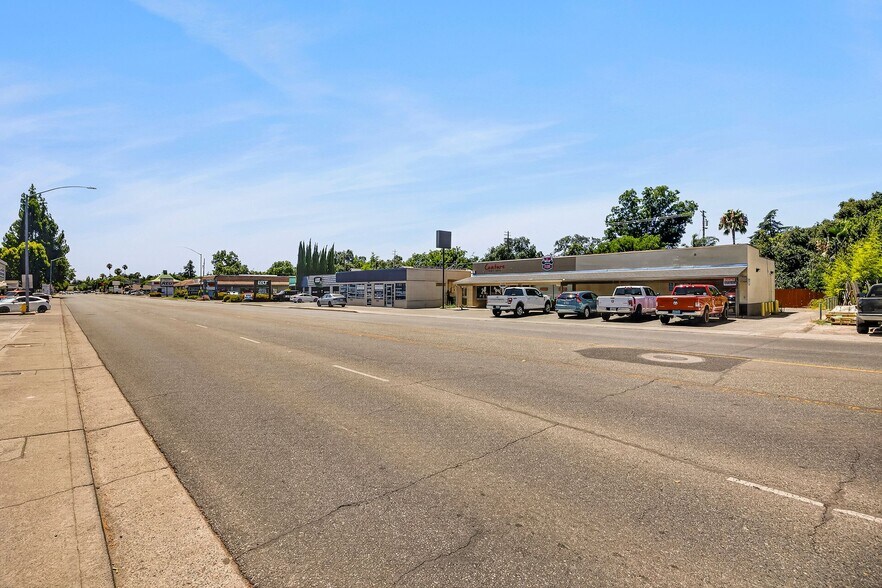 1413-1417 Mangrove Ave, Chico, CA à vendre - Photo de l’immeuble – Image 3 sur 15