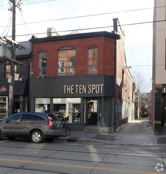 749 Queen St W, Toronto, ON à louer - Photo principale – Image 1 sur 3