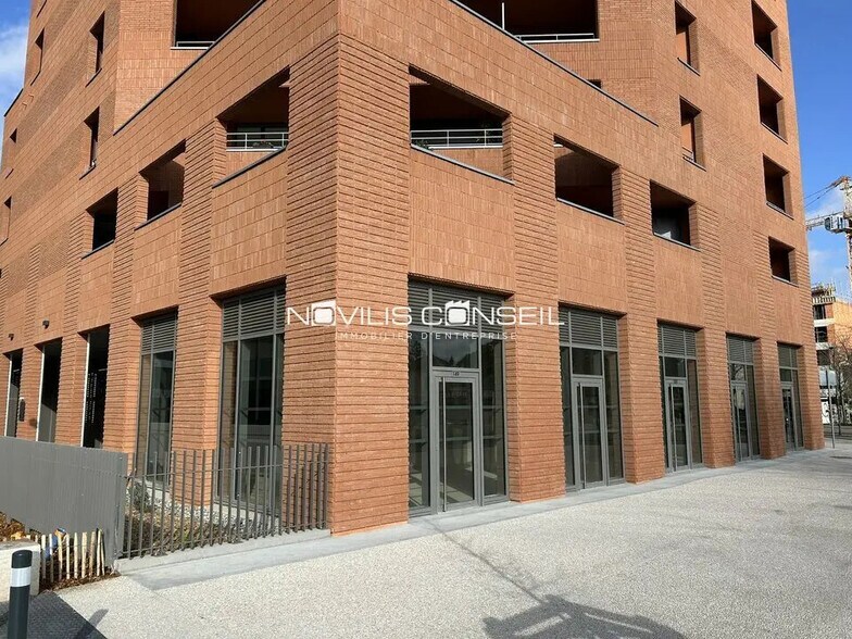 Local d'activités dans Toulouse à vendre - Photo de l’immeuble – Image 3 sur 5
