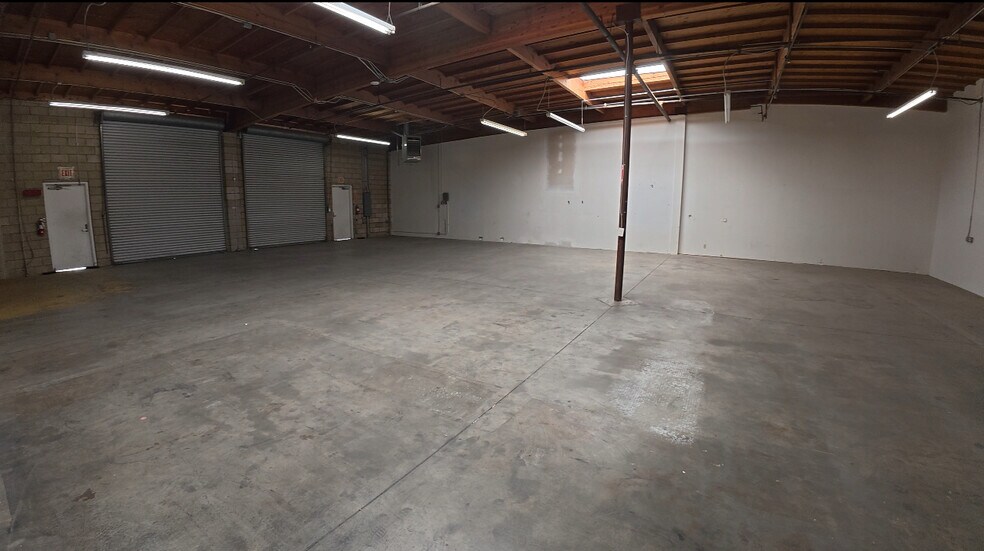 4411 DuPont Ct, Ventura, CA à louer - Photo intérieure – Image 3 sur 4