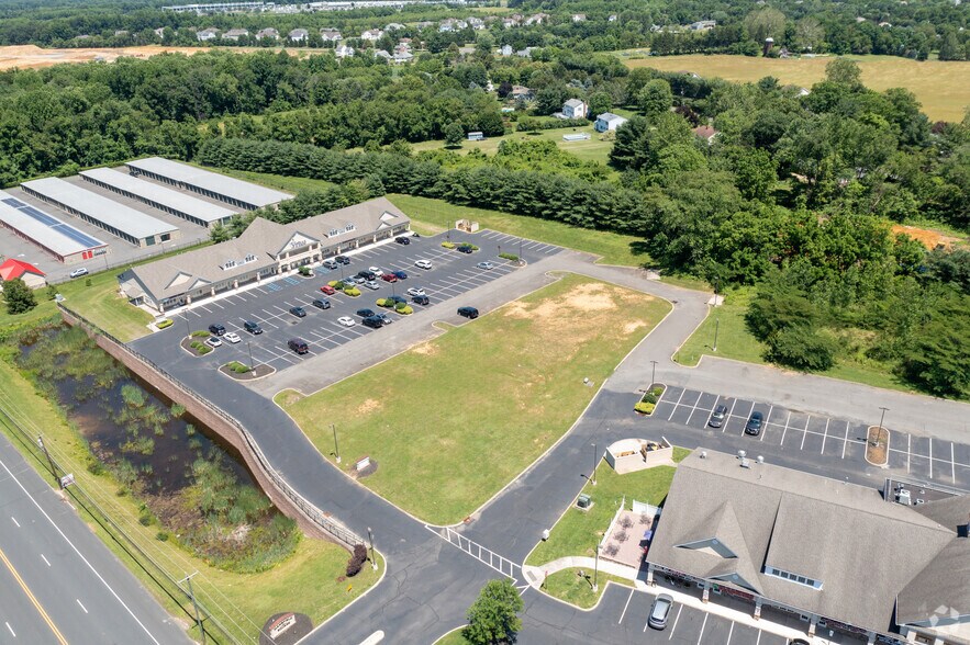 3230 Route 206, Mansfield, NJ à vendre - Photo principale – Image 1 sur 21