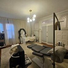 896 Beacon St, Boston, MA à louer Photo intérieure– Image 1 sur 5