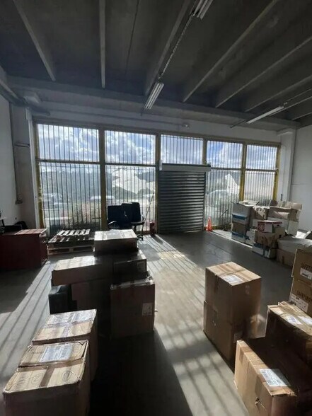 Local d’activités dans Grasse à louer - Photo intérieure – Image 3 sur 8