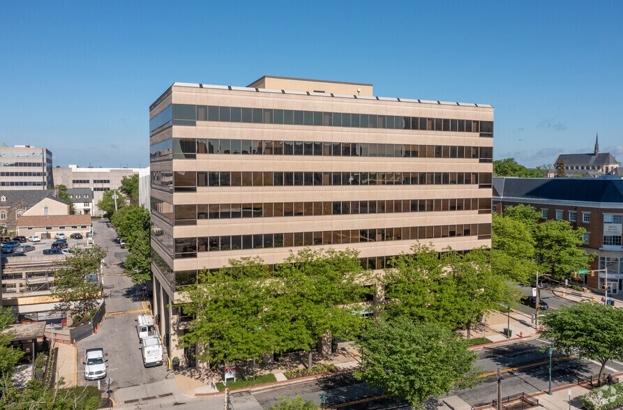 502 Washington Ave, Towson, MD à louer - Photo principale – Image 1 sur 29