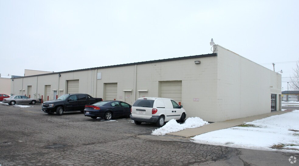 1275 Experiment Farm Rd, Troy, OH à louer - Photo de l’immeuble – Image 3 sur 3