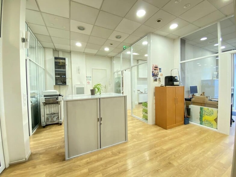 Bureau dans Boulogne-Billancourt à vendre - Photo intérieure – Image 2 sur 7