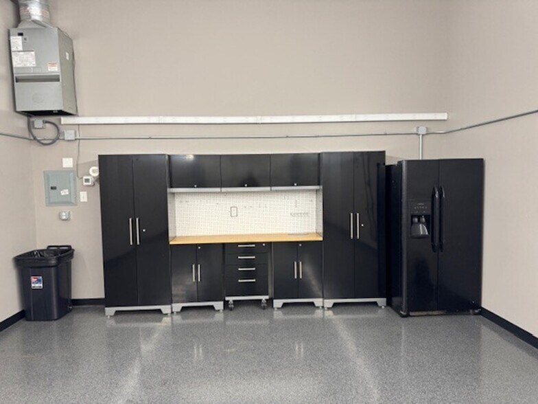 630 Sumpter St, Fort Wayne, IN à louer - Photo de l’immeuble – Image 3 sur 6