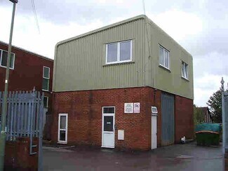 Plus de détails pour 3 Penns Rd, Petersfield - Local d'activités à louer