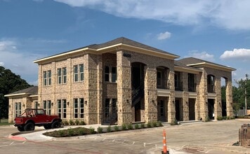 4600 Park Springs Blvd, Arlington, TX à louer Photo de l’immeuble– Image 2 sur 5