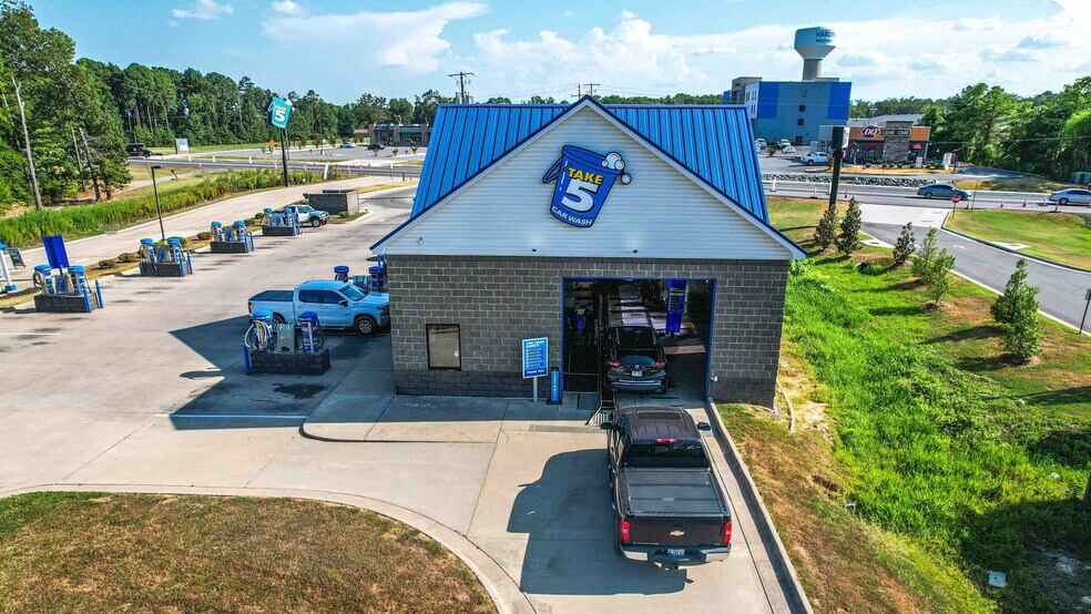 7801 Sheridan Rd, White Hall, AR à vendre - Photo de l’immeuble – Image 1 sur 3