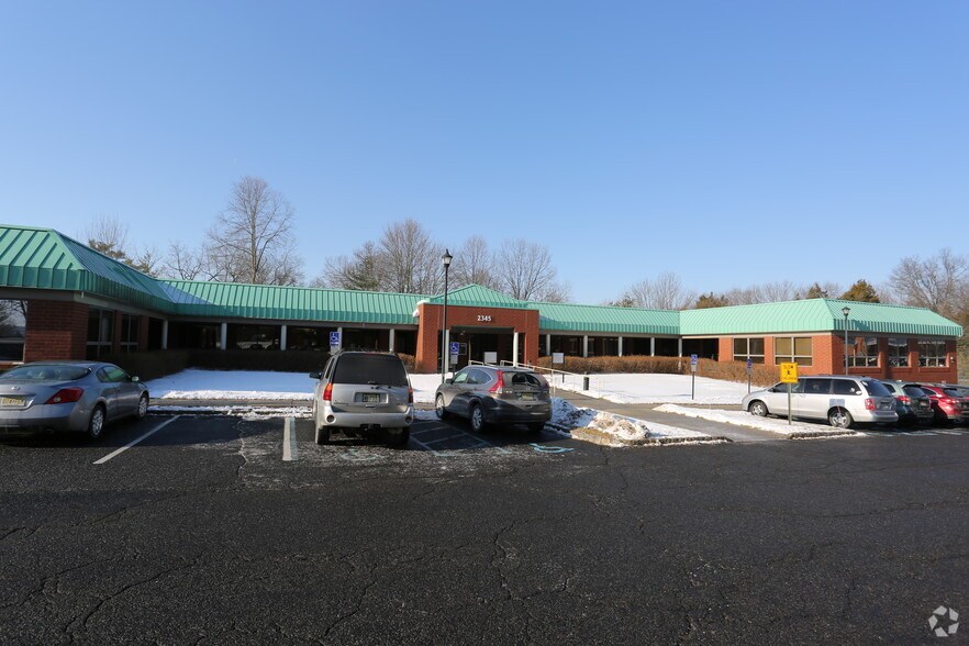 2345 Lamington Rd, Bedminster, NJ à vendre - Photo principale – Image 1 sur 26