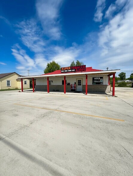 1902 N West St, Lima, OH à vendre - Photo de l’immeuble – Image 1 sur 8