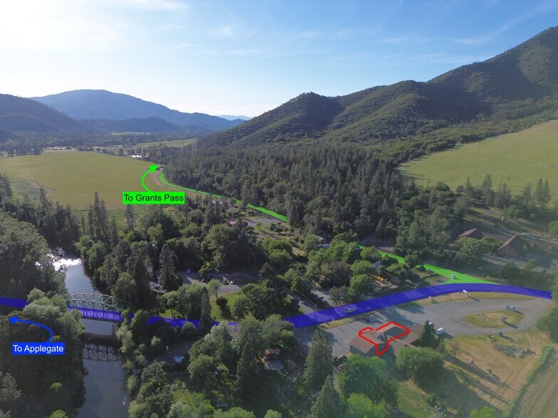 15095 Highway 238, Jacksonville, OR à louer - Photo de l’immeuble – Image 3 sur 4