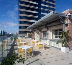 100 W Bay St, Jacksonville, FL à louer Photo intérieure– Image 2 sur 6