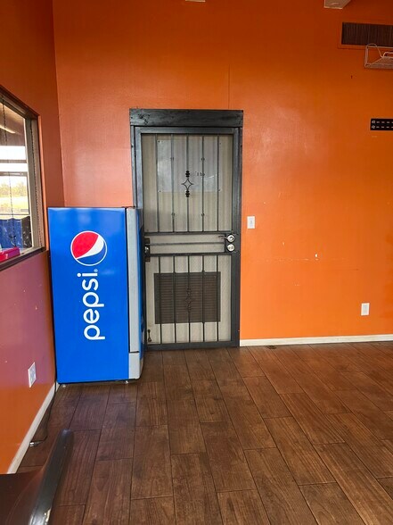 94-1211 Kunia rd, Waipahu, HI à louer - Photo de l’immeuble – Image 3 sur 10