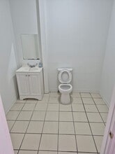 5261 33rd St E, Bradenton, FL à louer Photo intérieure– Image 1 sur 18