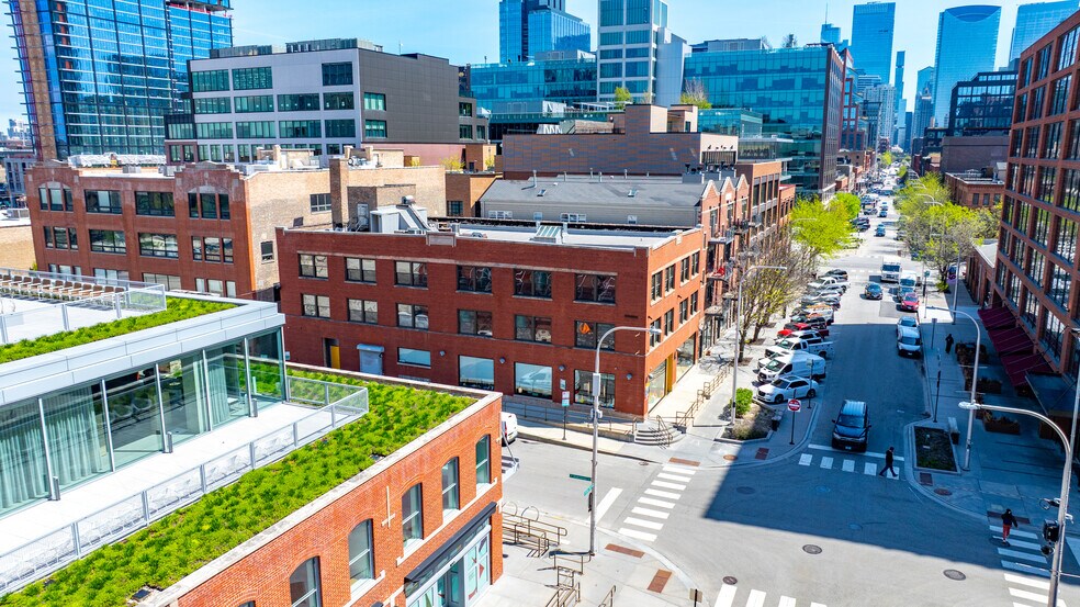 1052 W Fulton St, Chicago, IL à vendre - Photo de l’immeuble – Image 2 sur 8