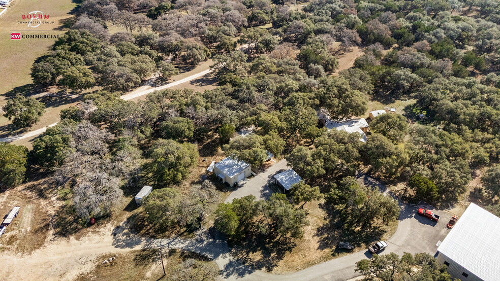 39 Scenic Loop Rd, Boerne, TX à louer - Photo de l’immeuble – Image 3 sur 53