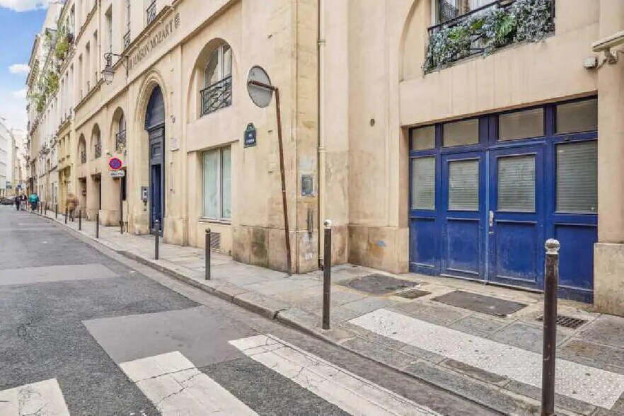 8 Rue Du Sentier, Paris à louer - Photo de l’immeuble – Image 3 sur 20