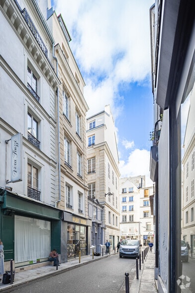23 Rue Blondel, Paris à louer - Photo de l’immeuble – Image 3 sur 7