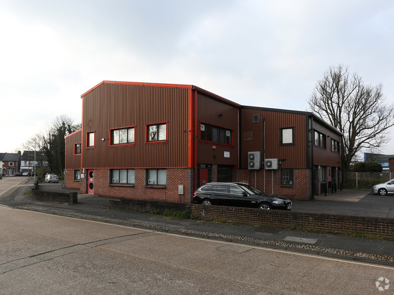 South Stour Av, Ashford à louer - Photo de l’immeuble – Image 3 sur 3