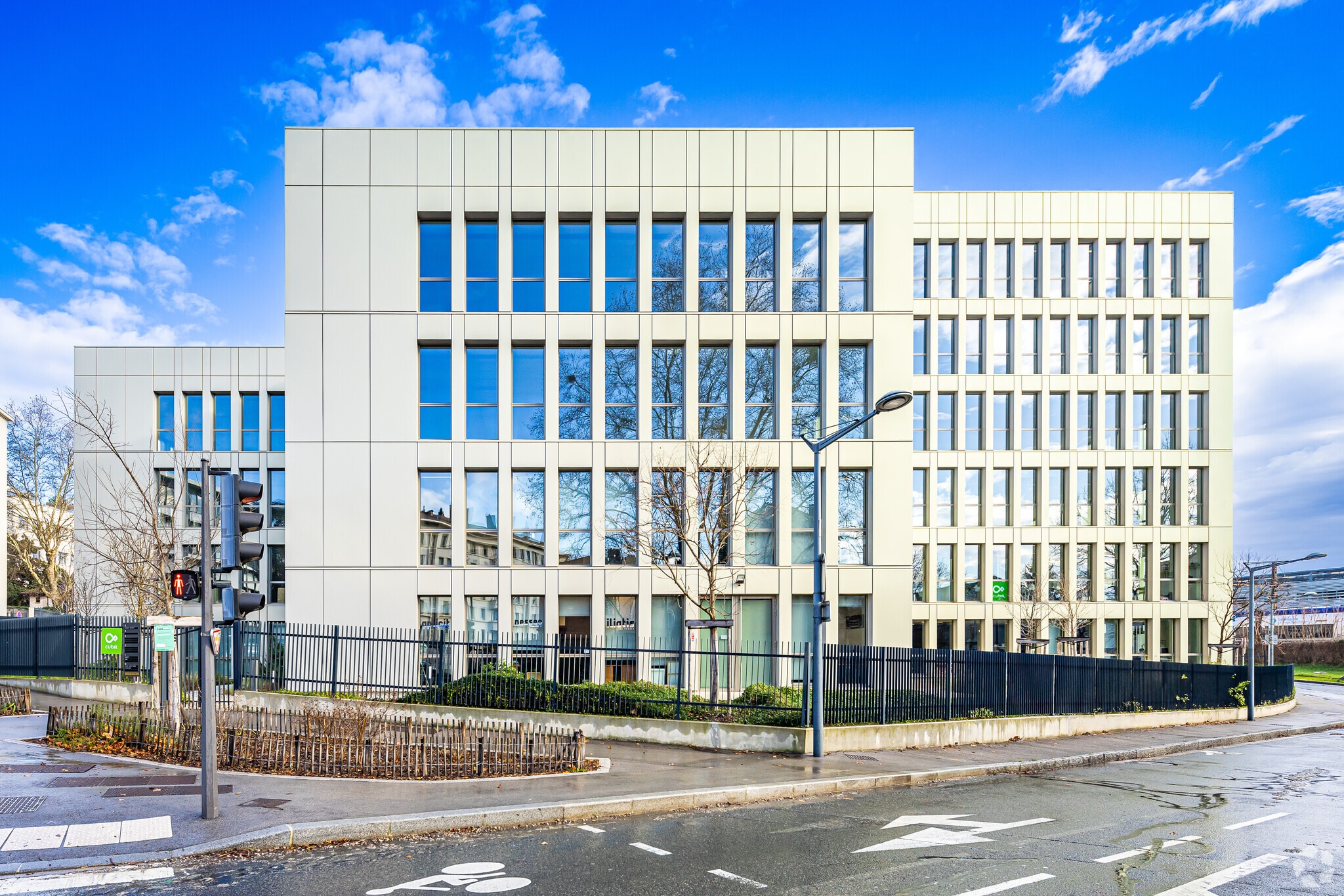 2 Impasse Pierre Baizet, Lyon à louer Photo principale– Image 1 sur 4