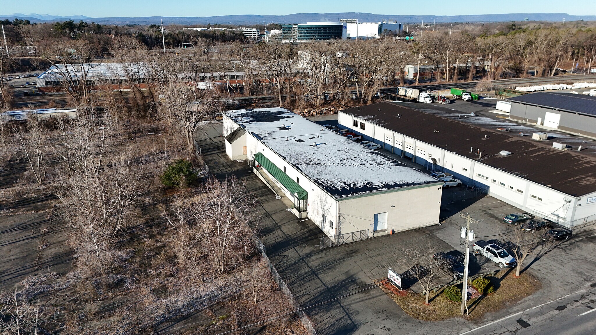 64 Railroad Ave, Albany, NY à vendre Photo principale– Image 1 sur 23