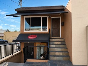 27 N Santa Cruz Ave, Los Gatos, CA à louer Photo de l’immeuble– Image 1 sur 5