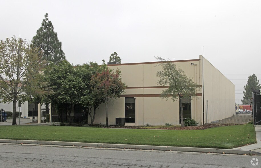 49103 Milmont Dr, Fremont, CA à vendre - Photo principale – Image 2 sur 5