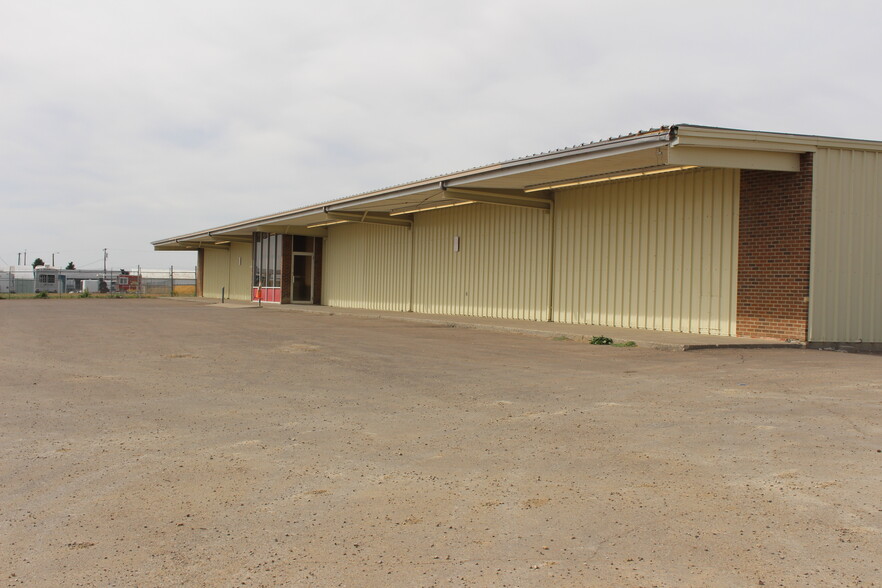 1401 25th Ave, Black Eagle, MT à louer - Photo principale – Image 1 sur 10