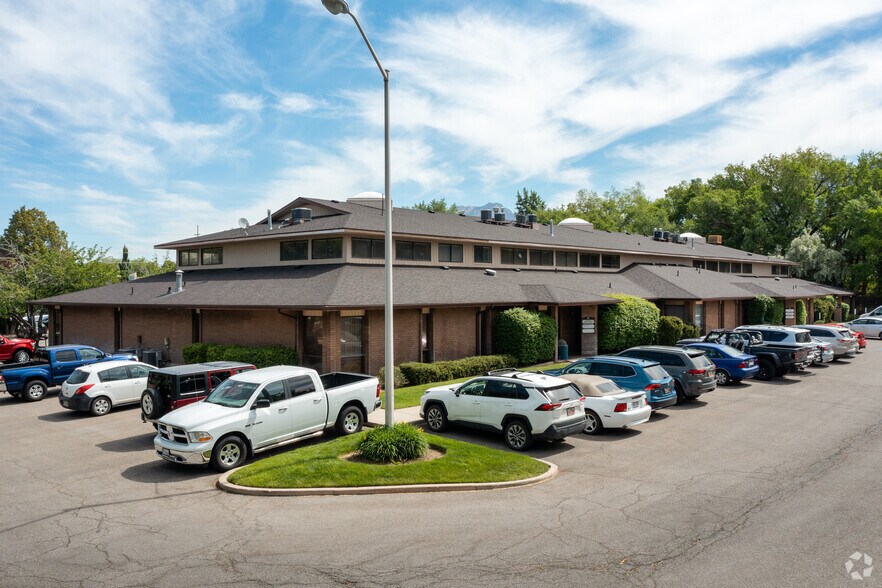 870 E 9400 S, Sandy, UT à louer - Photo principale – Image 1 sur 7