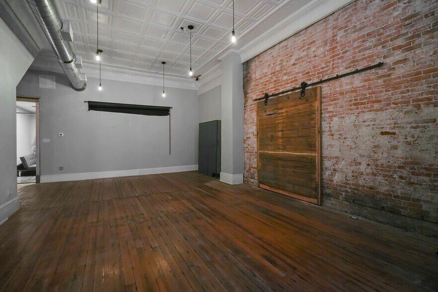 38 E Main St, Shelby, OH à vendre - Photo de l’immeuble – Image 3 sur 27