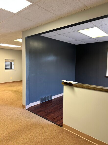 7878 Gull Rd, Richland, MI à louer - Photo de l’immeuble – Image 2 sur 61