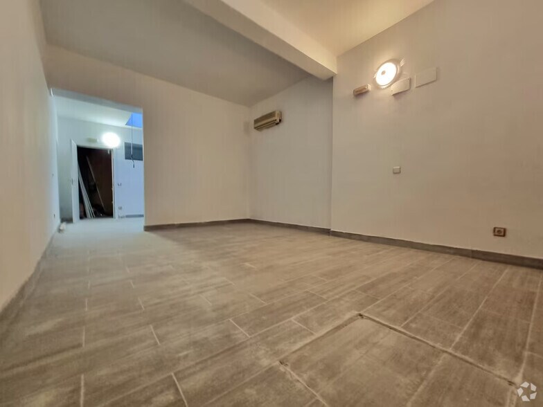 Immeuble residentiel dans Madrid, Madrid à vendre - Photo intérieure – Image 1 sur 1
