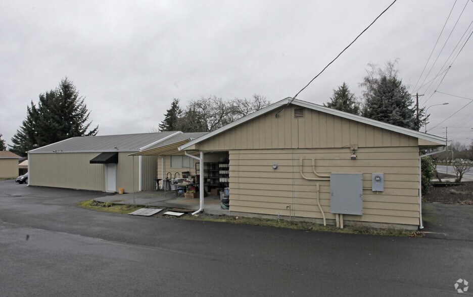 4015 SW 185th Ave, Beaverton, OR à vendre - Photo de l’immeuble – Image 2 sur 2